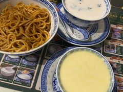 -广信牛奶甜品世家(台东店)