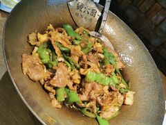 -费大厨辣椒炒肉(高铁吾悦广场店)