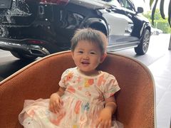 -奔驰上海利星(七宝店)