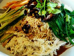 -云海肴·汽锅鸡·云南菜(天山百盛优客店)