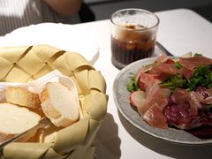 -LESCEDARS Brasserie Bistro香柏树