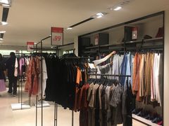 -ZARA(海港城店)