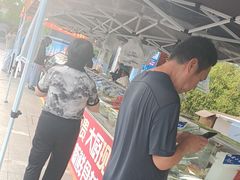 -忆江南·临江鱼馆