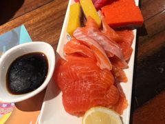 -四海一家自助餐(益田假日广场店)