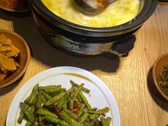 -九锅一堂酸菜鱼(学府凯德店)