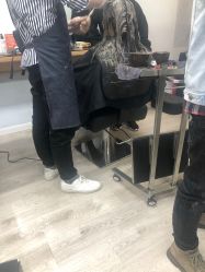 -天秤座发型社