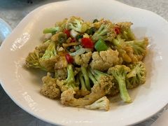 -汗腾格里·风味餐厅(新疆驻京办店)