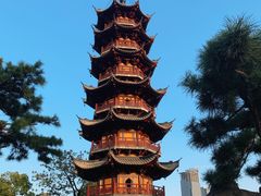 -龙华寺