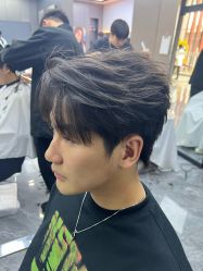 -米可造型烫发染发