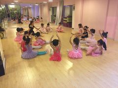 -雅米拉艺术中心(少儿舞蹈培训)