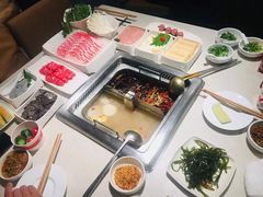 -海底捞火锅鲜切牛肉主题店(长寿路店)