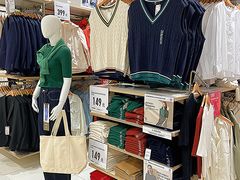 -优衣库(上海金桥国际商业广场店)