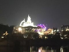 -环球动漫嬉戏谷