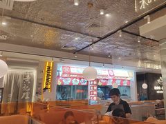 -黄记煌三汁焖锅(新佳丽江汉路店)