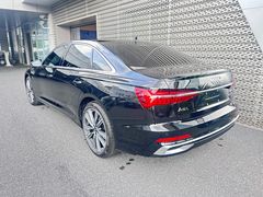 -上海永达奥诚奥迪4S店(申江路店)