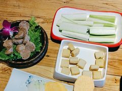 -宽窄巷子鲜牛火锅(北京首店)