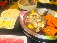 -大龙辣火锅·龙虾·烧烤(湖滨新天地店)
