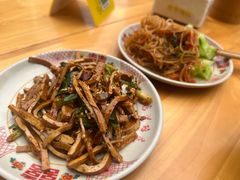 -老方桌烂蹄花川菜馆(九龙坡店)