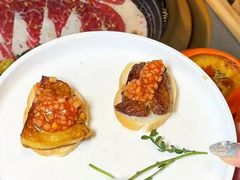 -牛YO寿喜烧·铁板烧和牛火锅自助(市府恒隆店)