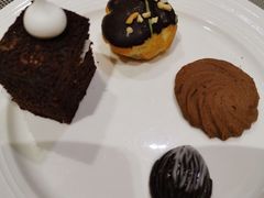 -安徽饭店·白鹭阁自助餐厅(梅山路店)