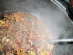 -挂旗柴锅鸡(蚌山区嘉年华店)
