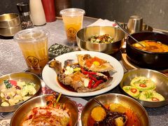 -草家酱蟹炭火烤肉店(珲春南路二店)