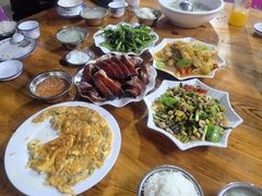 -黄记四更烤乳猪店