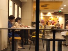 门面-麦当劳(世贸店)