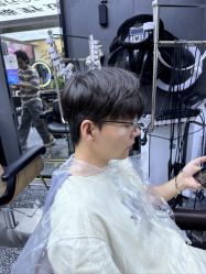 -藤野造型专业烫染接发