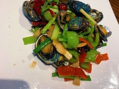 麻辣鲍鱼仔-蚝堡海鲜·威海菜·海肠捞饭·烧烤·亚洲吃蚝公司(幸福门店)