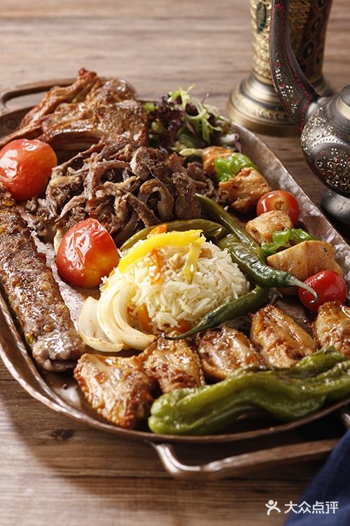 土耳其烤肉拼盘