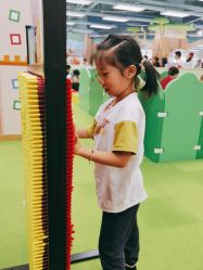 -莫莉幻想儿童乐园(郑州丹尼斯三天地店)