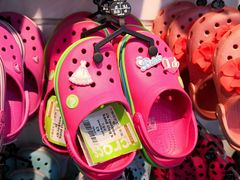 -CROCS卡洛驰(首创奥特莱斯店)