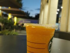 -星巴克(杭州湖滨银泰E区店)