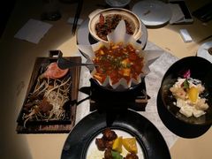 -穹六人间 people 6(岳阳路店)