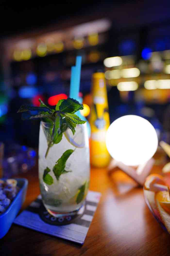 桃醺bar酒吧(老城根店)-"离老城根不是很远的一家小酒吧 进去后特别.