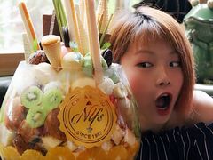 巨无霸冰淇淋圣代-NLFS1983咖啡花园餐厅(锦桂店)