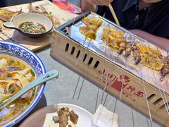 -小国抻面大烧烤馆