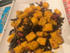 -云海肴·汽锅鸡·云南菜(天山百盛优客店)