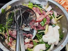 -周良天山牛杂城(天山路总店)