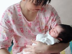 -爱的果实月嫂育婴师(世纪东方店)