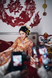 点击看大图 -LOVE SHINE婚纱·红鼎庄龙凤褂·妈妈装定制