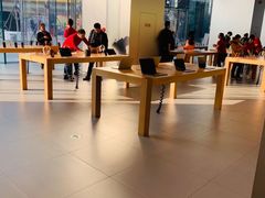 -Apple零售店(华贸购物中心店)