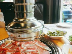 -唯成•韩国炭火烤肉 유성고기