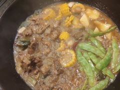 -万里闯关东铁锅炖菜馆(高新旗舰店)