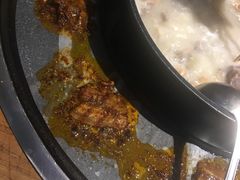 -三人行骨头王火锅(长寿店)