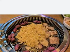 -豚豚猪村烤肉·韩国烤肉(总店)