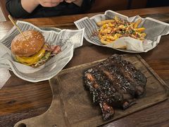 cheese chips-Ribs & Burgers The Rocks