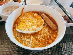 鸡蛋肠粉-茵特拉根酒店·西餐厅