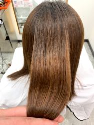 -V8潮牌·接发烫染连锁